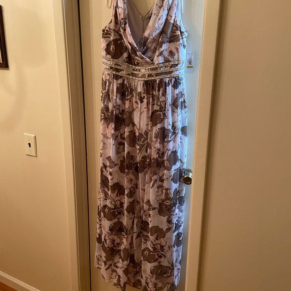 R&M Richards dress bought from Macy’s NWT - Picture 4 of 4
